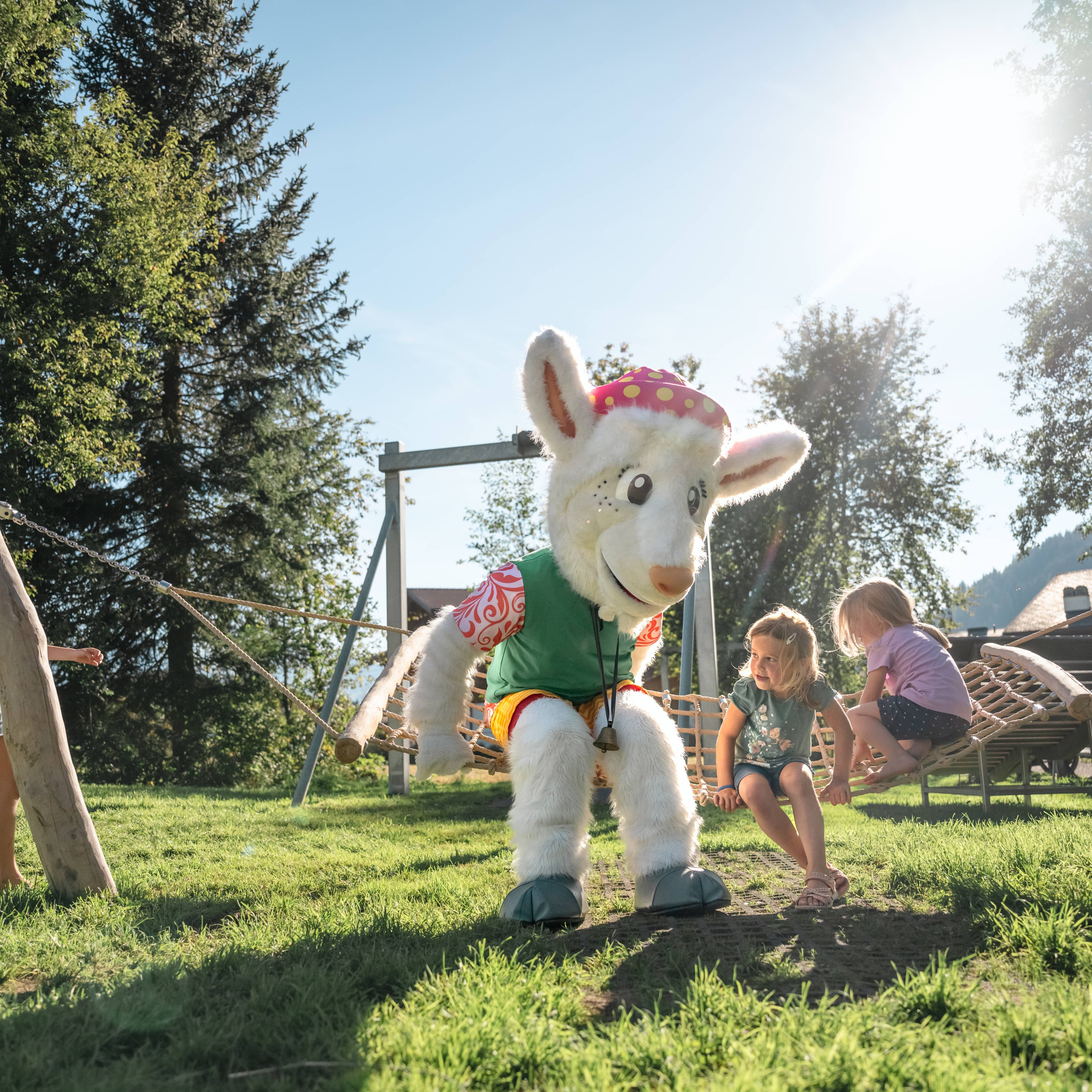 New Family Special: Ihre Kinder unter 6 Jahren schlafen gratis! - Hotel Gstaaderhof