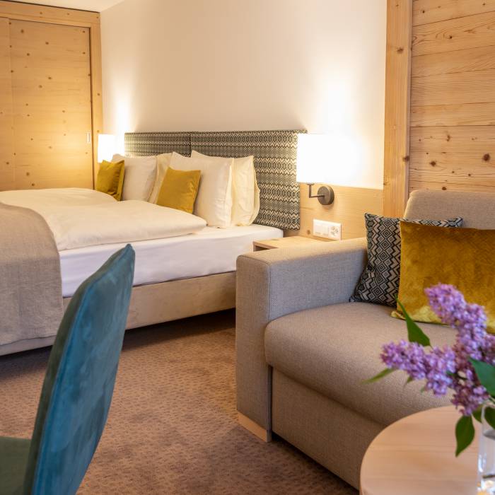 Doppelzimmer mit Courch im Hotel Gstaaderhof