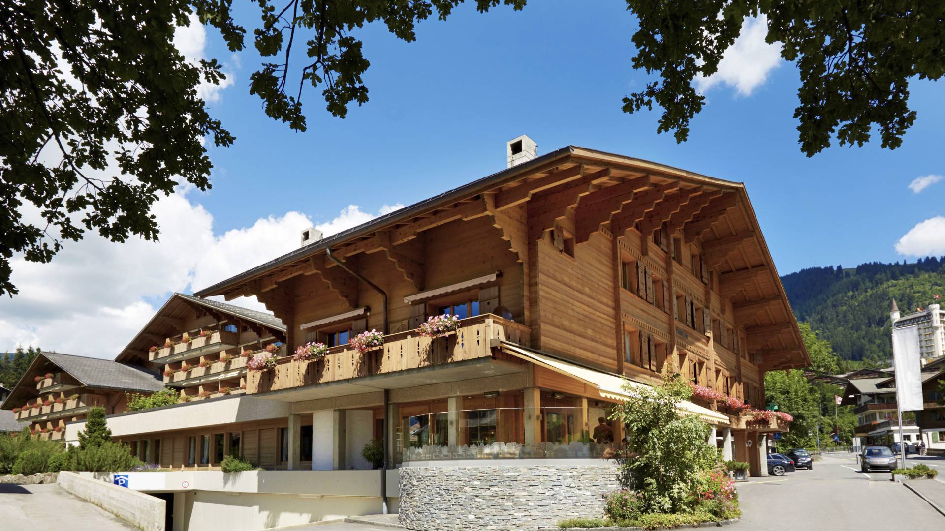 Das Hotel Gstaaderhof in Gstaad in der Schweiz